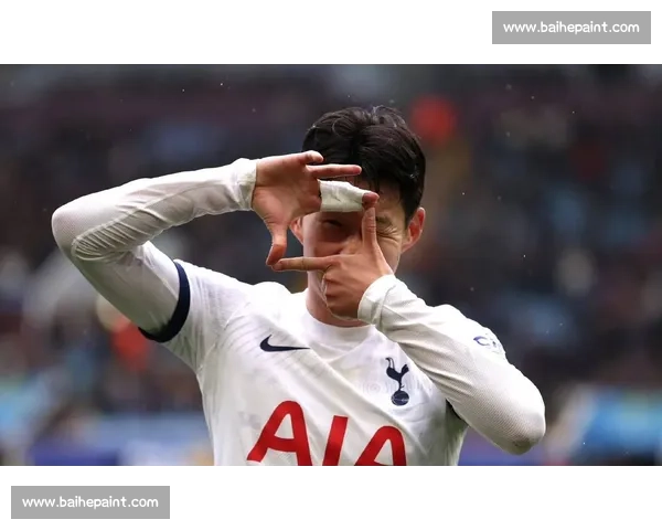 孙兴慜泪别热刺！全场列队致敬，亚洲一哥书写传奇终章