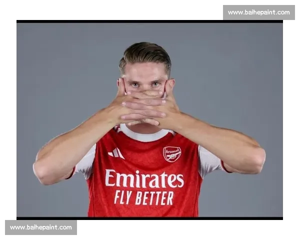 英超双雄竞逐里昂神锋！福法纳转会费或因降级缩水至 3000 万镑